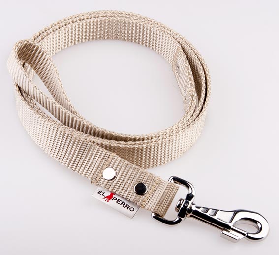 Erős póráz kistestű kutyáknak