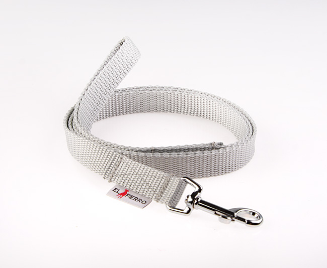 Erős póráz kistestű kutyáknak